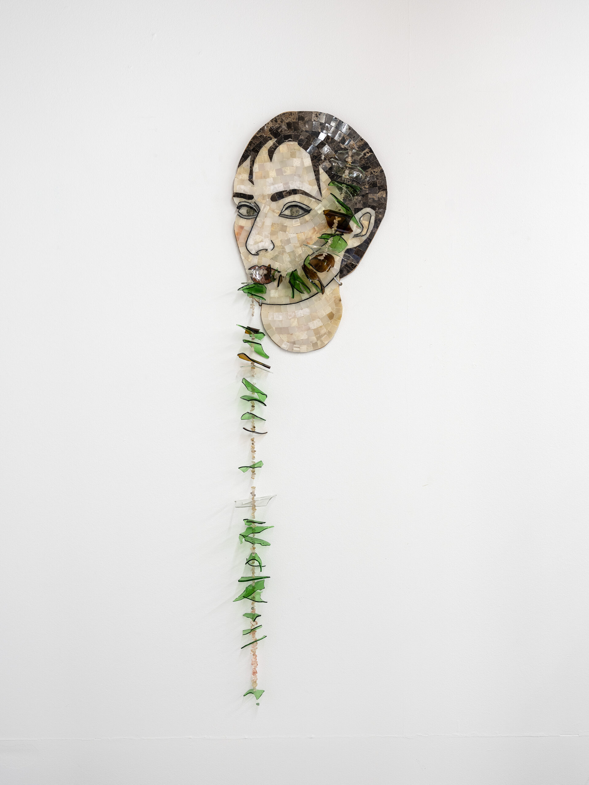 I Chew My Own Solid Blood, 2022
Marble, Granite and Onyx mosaic on wood, beer bottles' glass, Topaz, Agate and Prehnite beads
43 x 29 x 1 cm (not including beads)