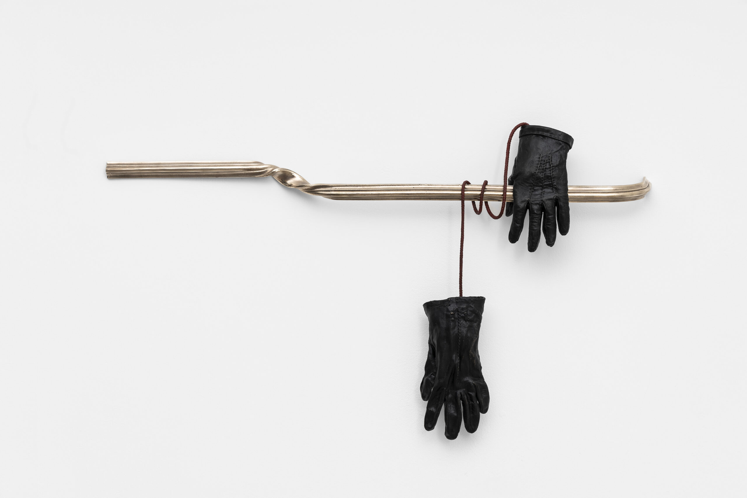 Lucie Lanzini
I am rooted but I flow (2026)
40 x 85 x 8 cm
patinated bronze