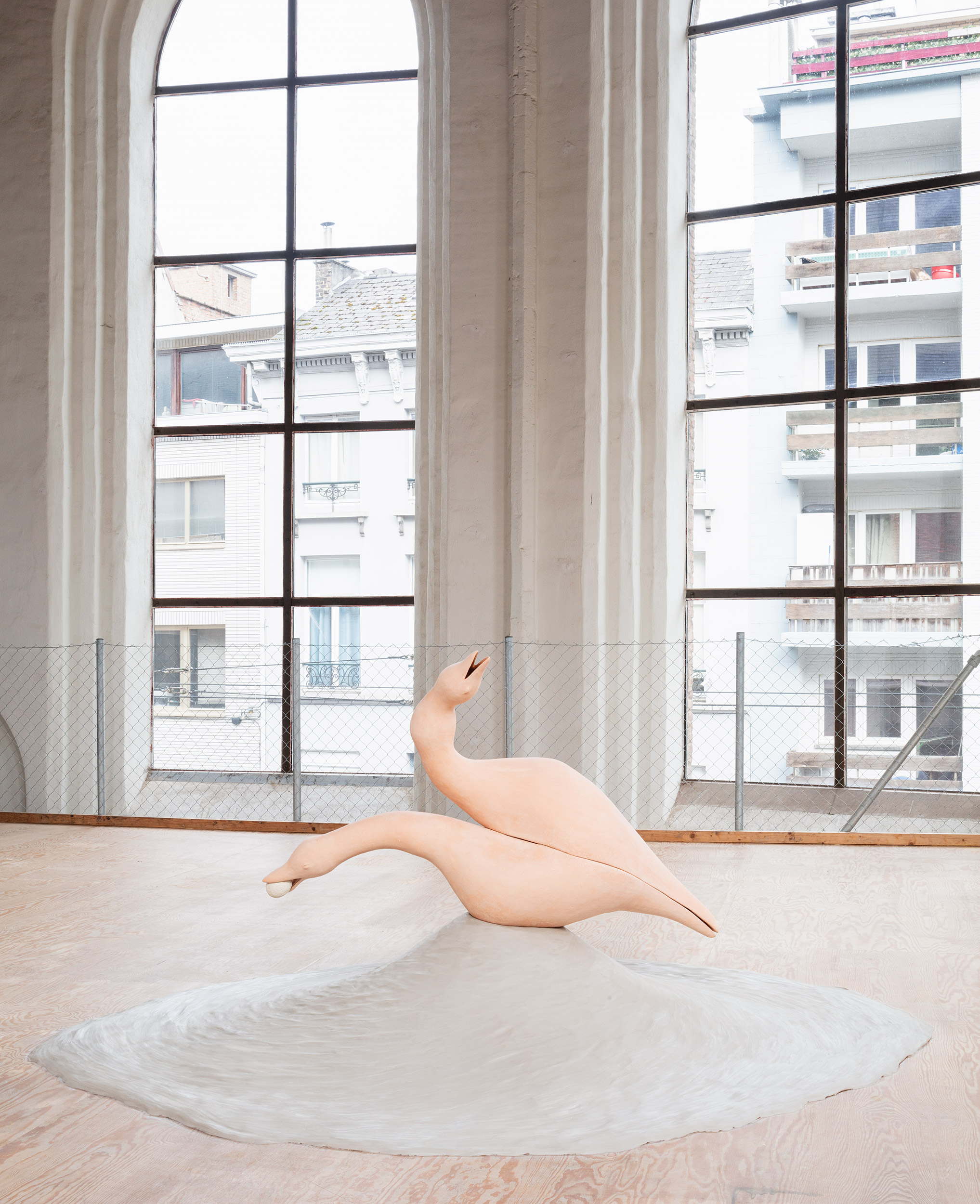 Clara Spilliaert
Mother Duck, 2024
Ceramics
70 x 120 x 40 cm (without pedestal)