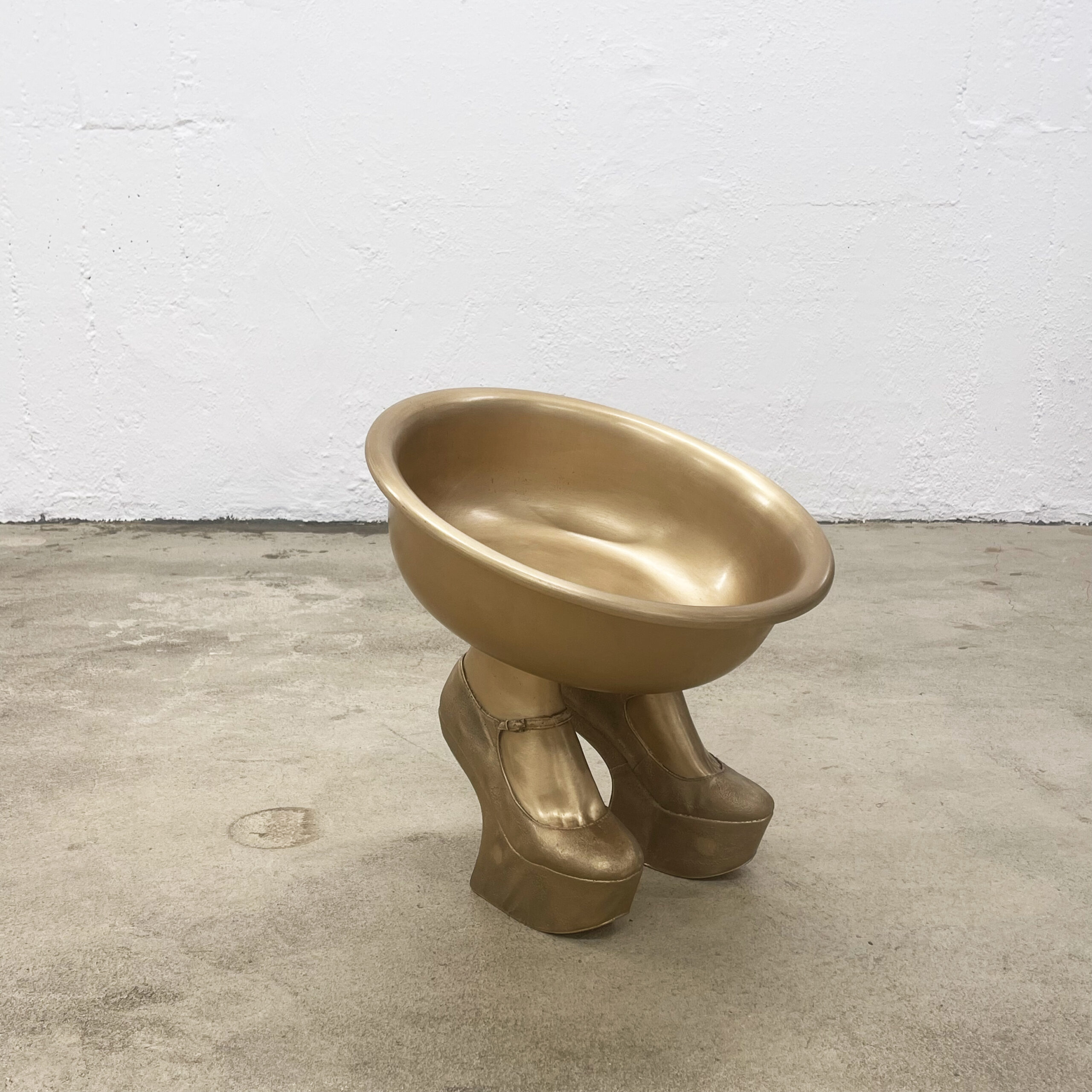 Anys Reimann	BASIN (DER URSPRUNG DER WELT)	2018/2024	
Bronze cast	
55 x 50 x 50 cm	
Ed. 5 + 2 ap