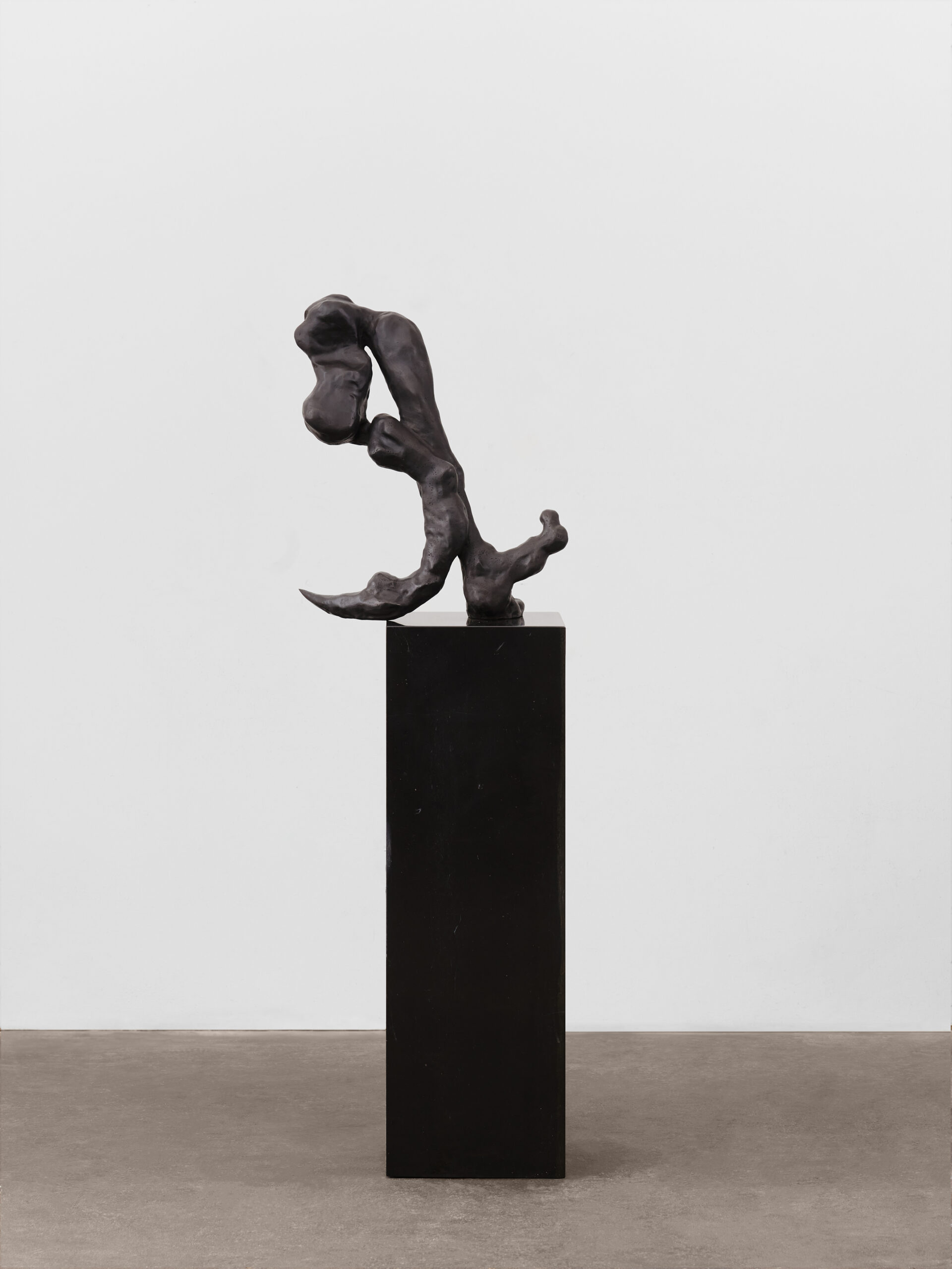 Sally von Rosen, Tristo, 2025, Bronze, wax, patina, marble podium, Sculpture height: ca 52.5 cm, ca 12 kg, Podium: ca 80 x 28 x 42 cm, ca 200 kg, Total: 132.5 x 28 x 42 cm