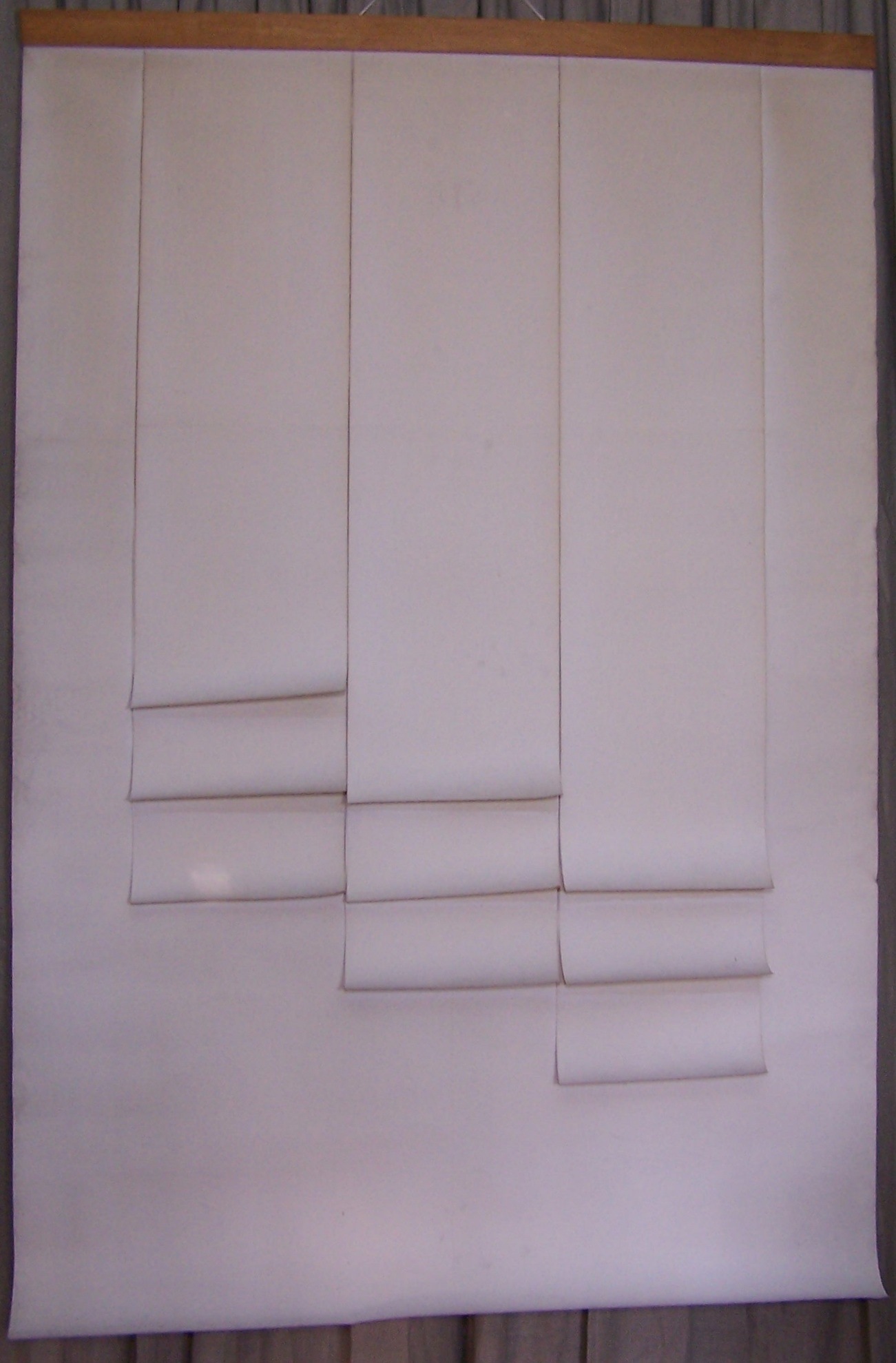 Vincentiu Grigorescu, Pagine, 1973-75, acrylic on canvas, 214 x 110 cm