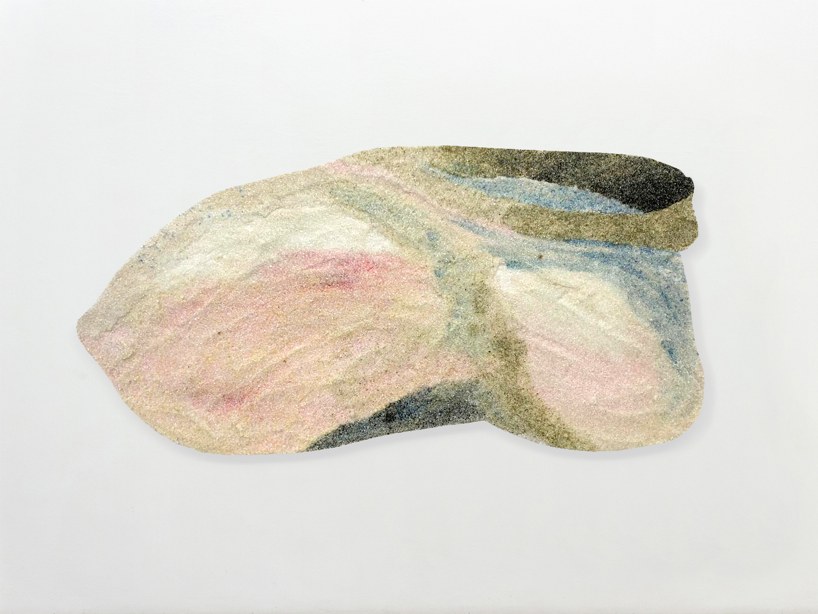 Nudo a tavola, 2026
Poudre de verre, sable, colle de peau de lapin sur toile, 81 × 40 cm Glass powder, san, rabbit skin glue on canvas, 32 × 16 inches