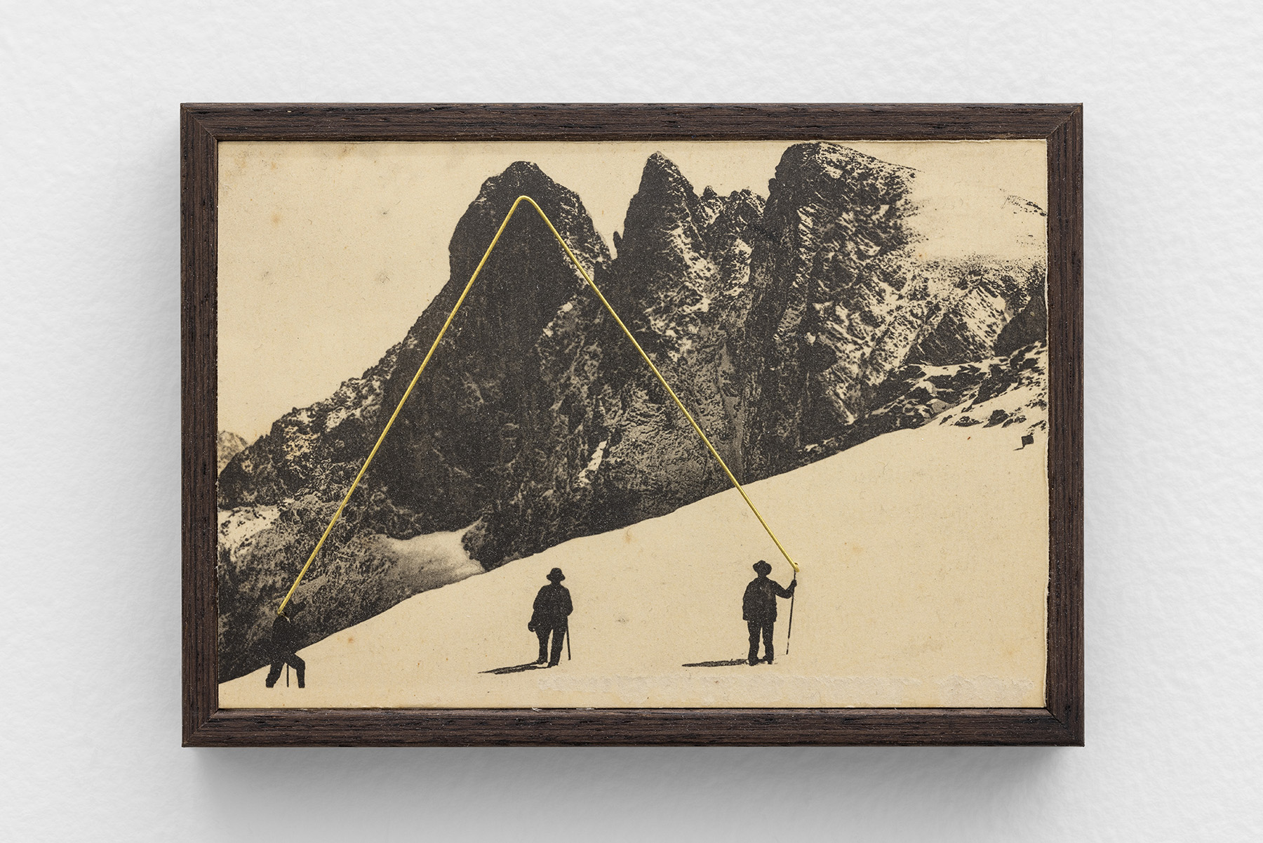 Rui Calçada Bastos, Os Alpinistas, 2024. Postcards, brass, balsa, 9,4 x 13,3 x 2,5 cm