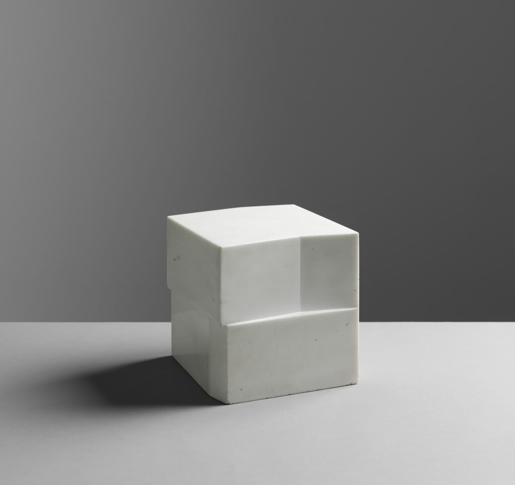 Fibonacci series. Half cubes.