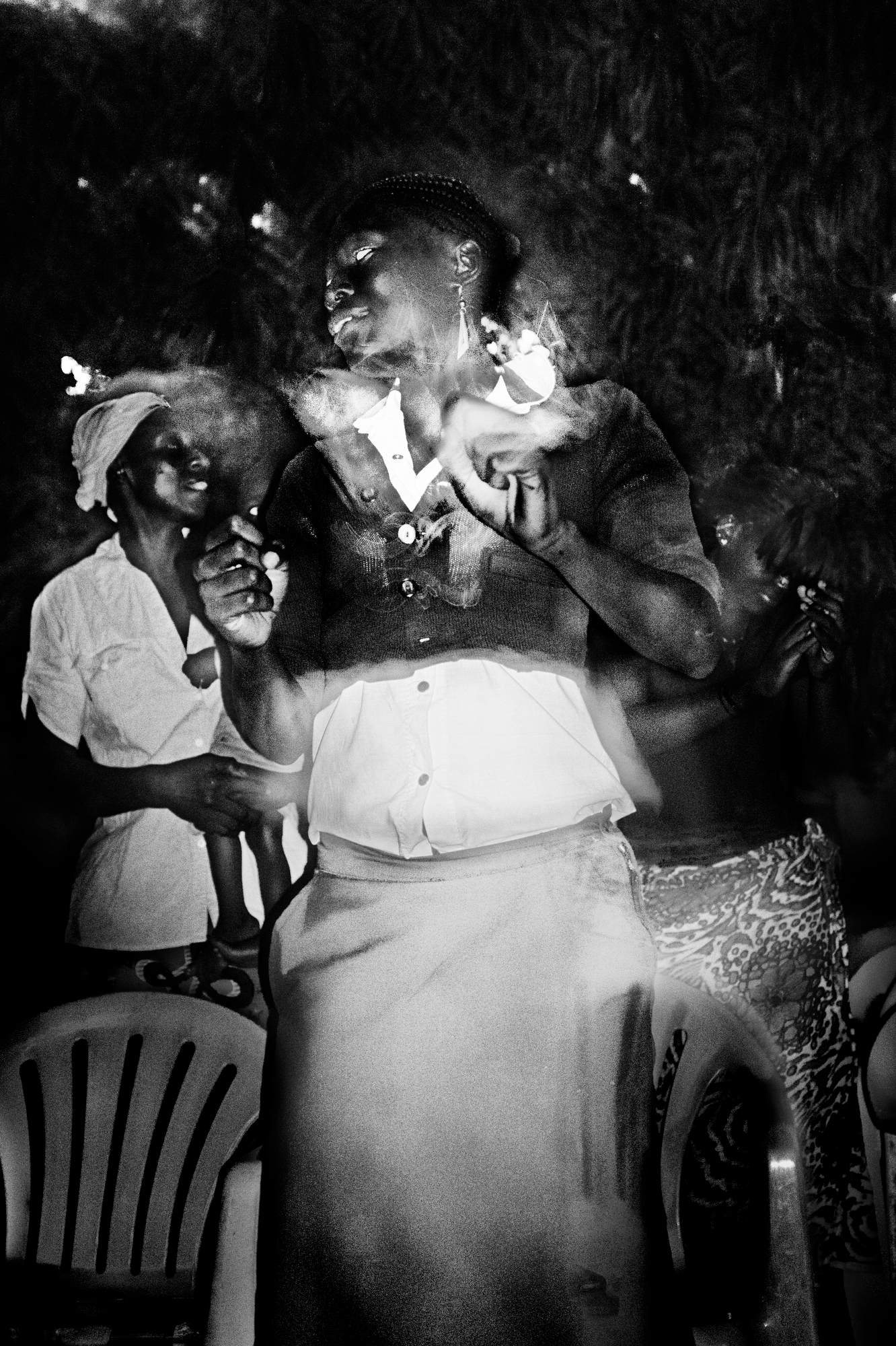 Léonard Pongo, Untitled (The Uncanny 2-19), 2011-17, archival ink on baryta paper, 110 x 165 cm