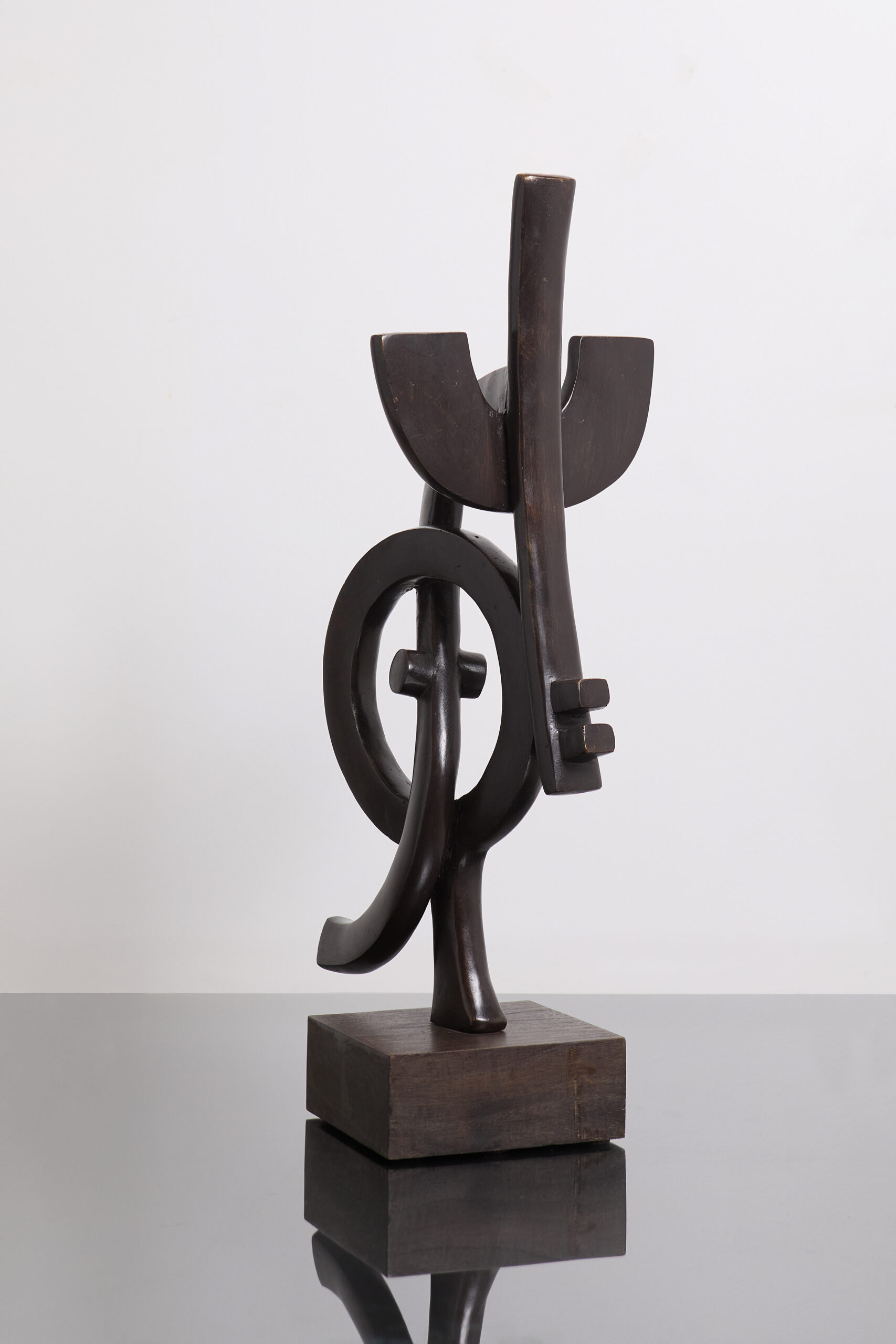 Yala-La, 2021, Lost wax bronze, 60 x 21 x 28 cm
©monaawad