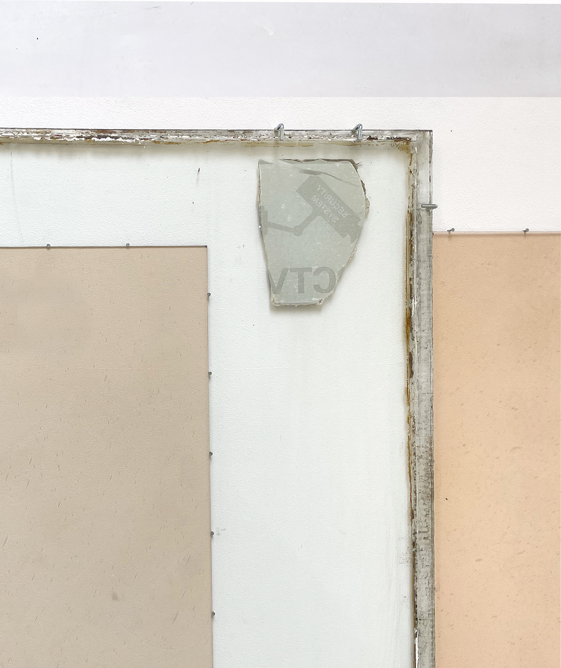Anneke Eussen, There will be good days 02, 2025, recycled glass in plexiglass frame 180 x 95 cm, unique